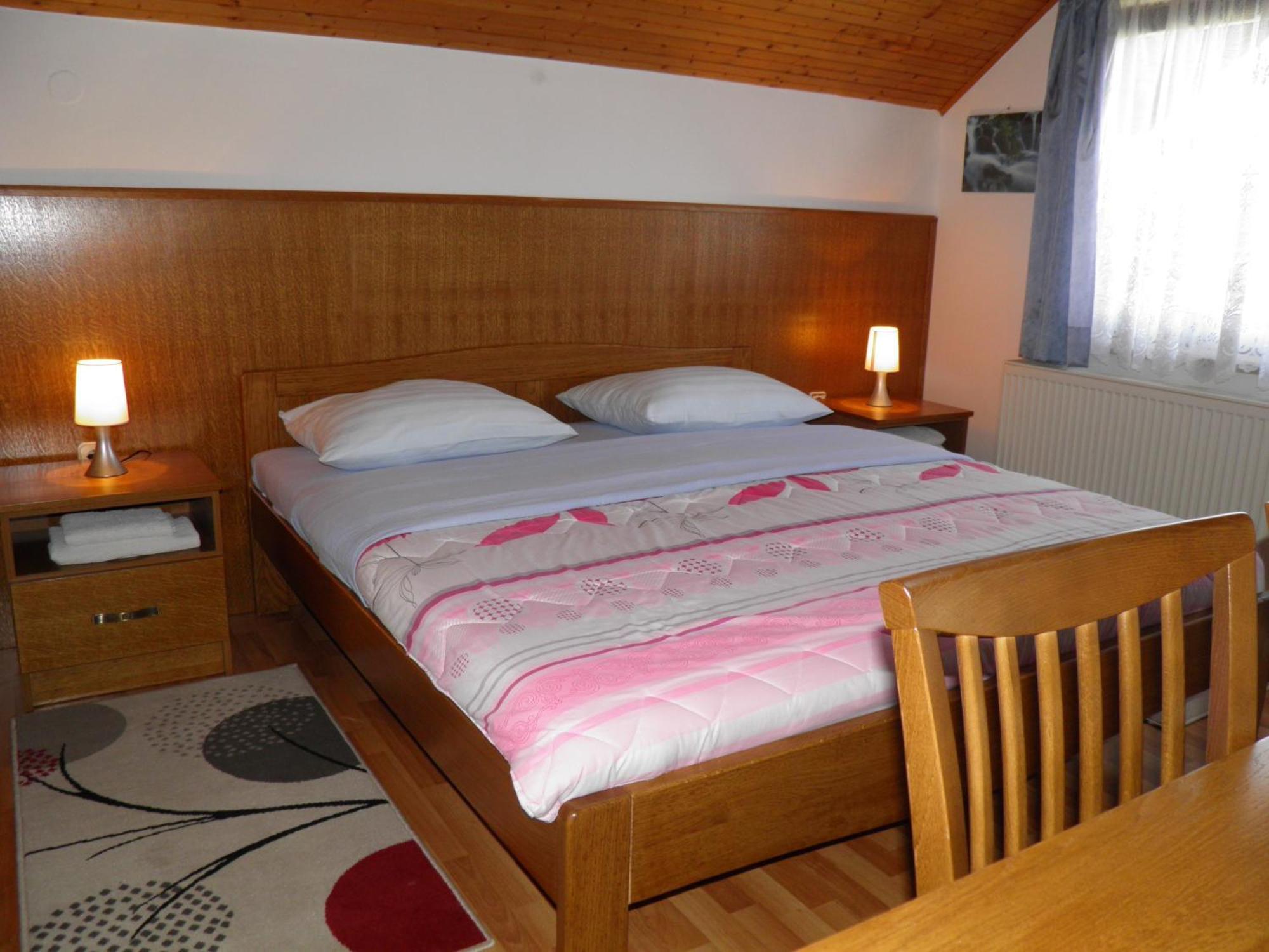 House Janja Plitvice Hotel Seliste Dreznicko Ruang foto
